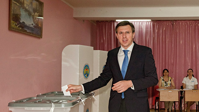 Не высокая явка сорвала референдум по отставке главы города Кишинева