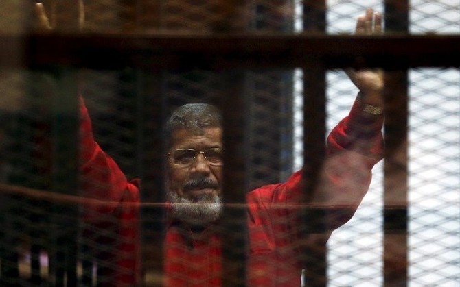 Экс-президента Египта приговорили к 3 годам за оскорбление судей