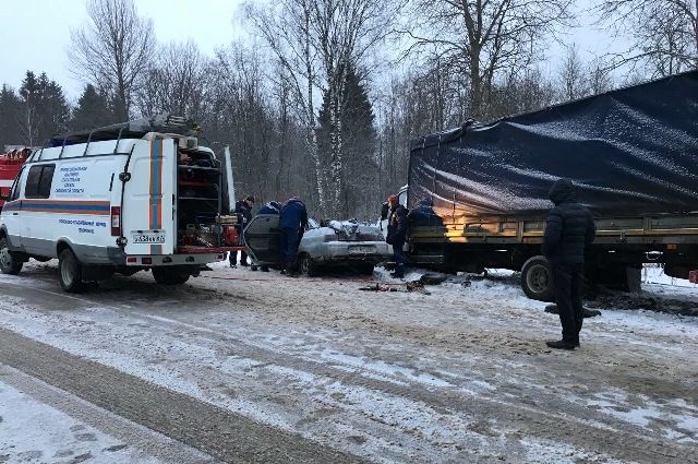5 человек погибли в ДТП на автотрассе в Смоленской области