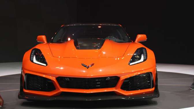Первый Шевроле Corvette ZR1 обновленного поколения продали практически за 1 млн долларов