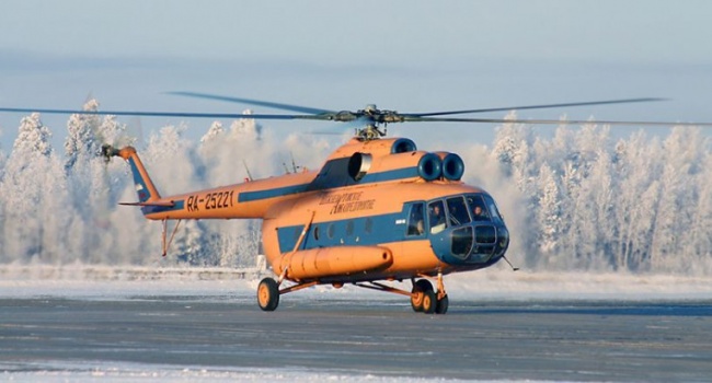 Вертолет Ми-8 врезался в телевышку и упал в Кременчуге, есть погибшие
