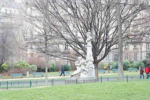 В Бельгии посоветовали прахом умерших людей удобрять парки