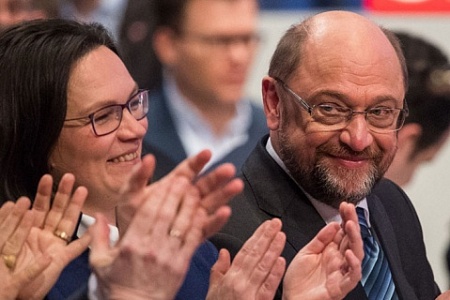 В Германии социал-демократы проголосовали за переговоры с альянсом Меркель