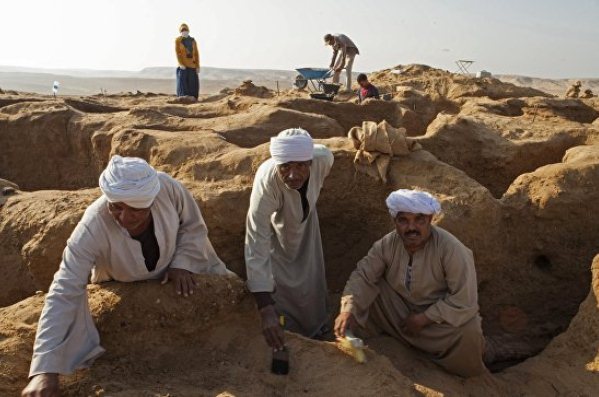 В Египте отыскали некрополь с сокровищами эпохи старинного Египта