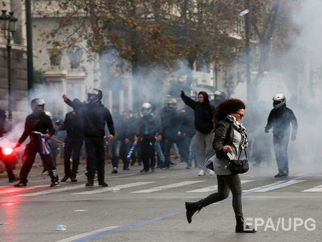 В Афинах произошли столкновения милиции с анархистами