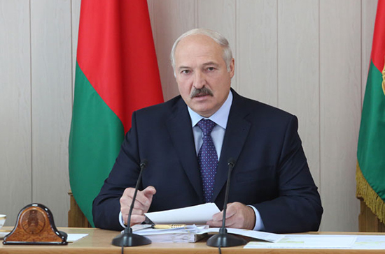 Лукашенко прибыл с рабочей поездкой в Слуцк