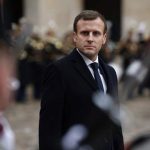 Макрон не исключает нанесение авиаудара по Сирии