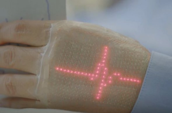 Электронная кожа покажет данные ЭКГ человека прямо на его руке