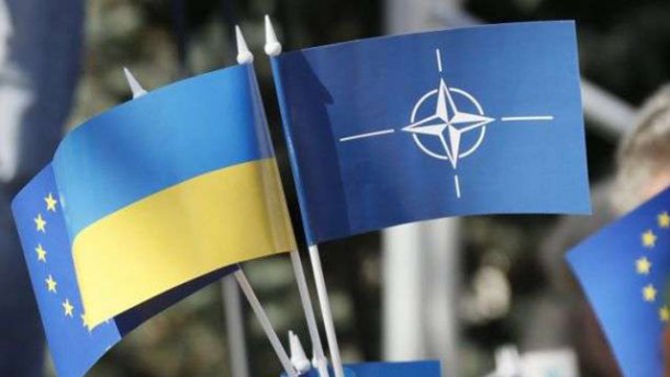 «Действуйте спокойно». Министр обороны Эстонии рекомендует Украине рассчитывать на членство в НАТО