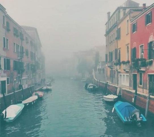 Гондольеры в Венеции остановили работу — Туристы разочарованы