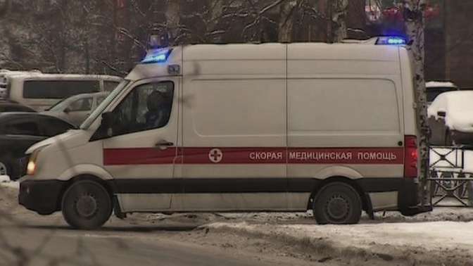 На станции метро «Лубянка» в российской столице человек упал на рельсы