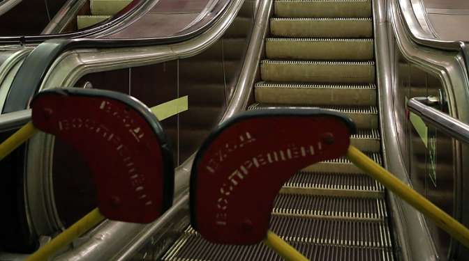 Станция метро «Горьковская» в Петербурге изменила режим работы