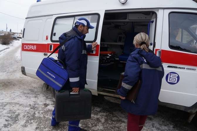 Неизвестные обстреляли в Челябинске прибывшую по вызову машину «скорой помощи»