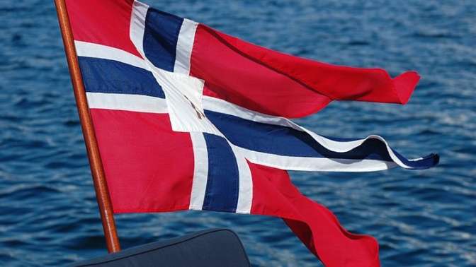 Министр обороны Норвегии боится РФ