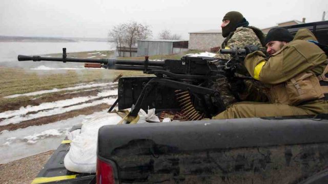 ВСУ открыли огонь из танков по пригороду Донецка