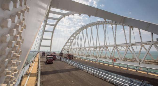 Чубаров предлагает передать Крымский мост международному консорциуму