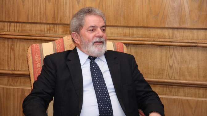 Экс-президент Бразилии не сдался властям вопреки решению суда