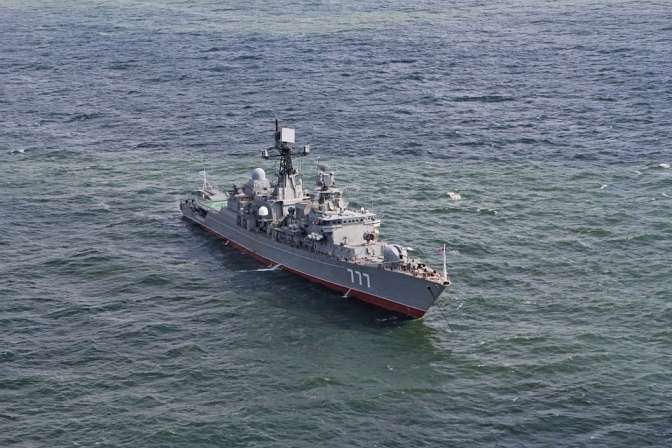 Корабли ВМФ РФ «Пытливый» и «Сметливый» вошли в Средиземное море