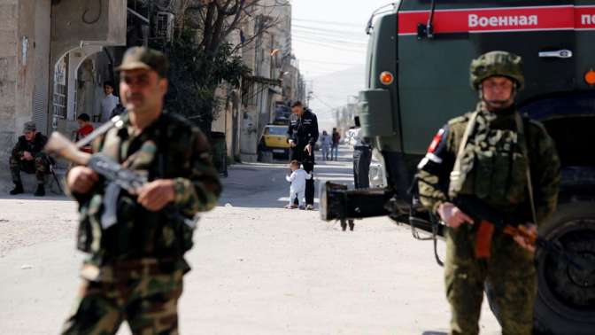 Районы Дамаска начали патрулировать русские военные полицейские
