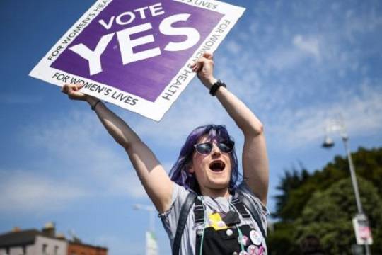 В Ирландии проходит референдум о легализации абортов