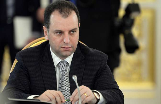 Парламент Армении выбрал Никола Пашиняна на пост премьера