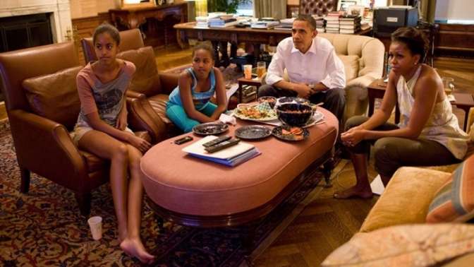 Барак и Мишель Обама собираются продюсировать фильмы и передачи для Netflix