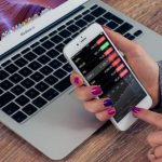 Поставить на «прослушку» можно безусловно любой смартфон — специалист