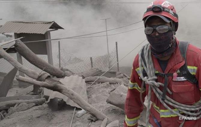 Извержение вулкана в Гватемале забрало жизни 109 человек