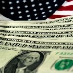 РФ к середине весны вдвое сократила вложения в гособлигации США