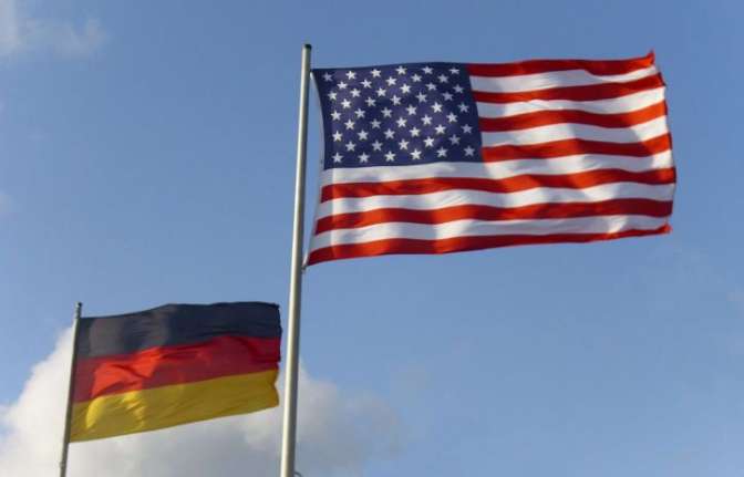 Германия устала замалчивать разногласия с США — МИД ФРГ