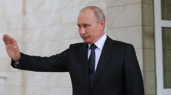 Песков про обещание В. Путина не увеличивать пенсионный возраст: «Происходят изменения»