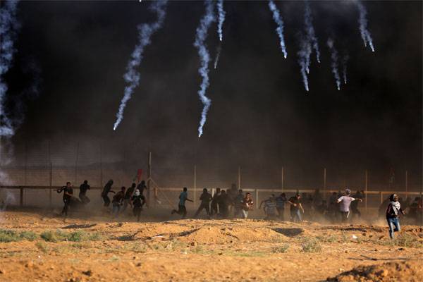 Радикалы из сектора Газа выпустили не менее 30 ракет по Израилю