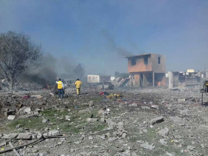 В Мексике взорвался завод фейерверков, 19 погибших