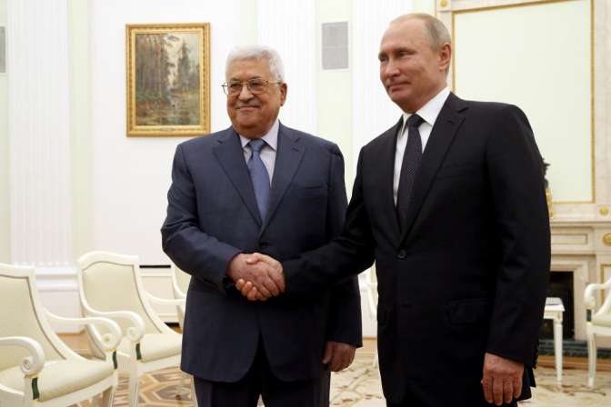 Путин обсудит с Аббасом контакты РФ со странами Ближнего Востока