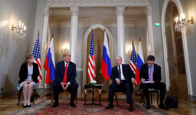 Переводчик Трампа должен раскрыть детали встречи с Путиным — Демократы США
