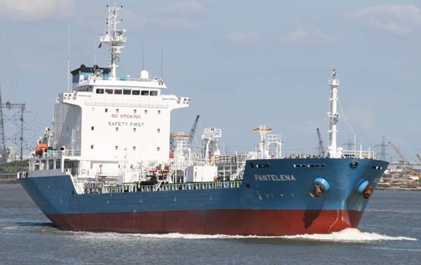 У берегов Африки пропал танкер с грузино-российским экипажем