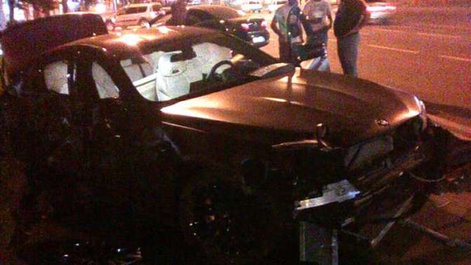 Машина Смолова разбита в уличной гонке — Версия