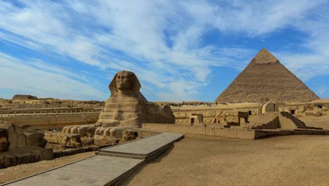 Археологи обнаружили старинного сфинкса на юге Египта