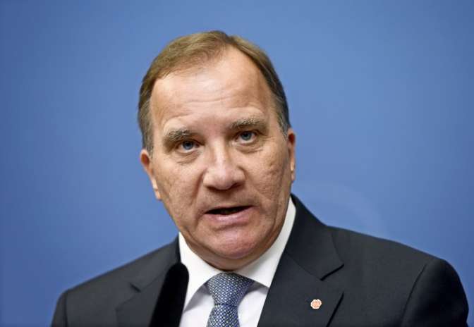 Парламент Швеции объявил вотум недоверия премьеру