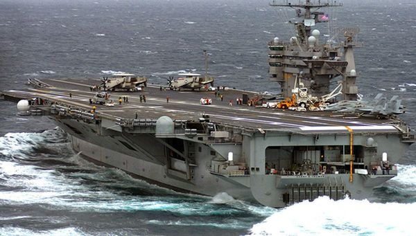 Ударная авианосная группа ВМС США начинает операции в Средиземном море