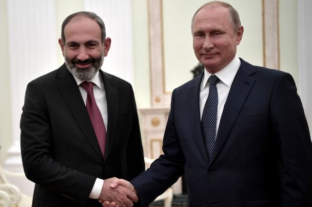 Пашинян выразил надежду на невмешательство РФ в дела Армении