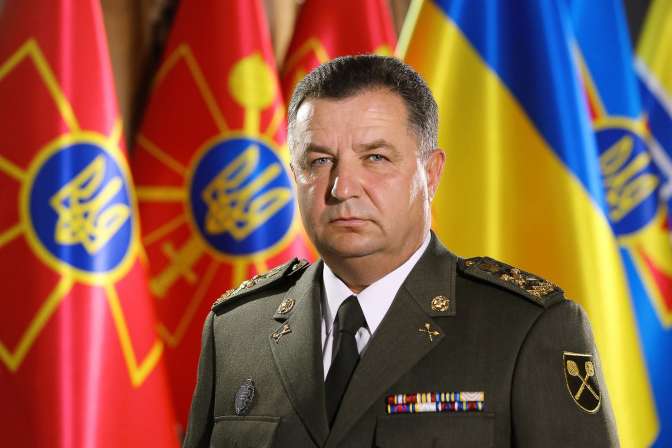 Министр обороны Украины объявил о собственной отставке в общении с пранкером