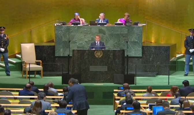 Макрон незаметно раскритиковал Трампа на Генассамблее ООН — Le Monde