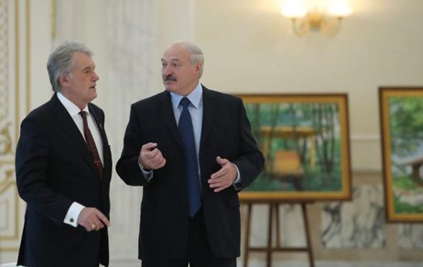 Президент республики Белоруссии пообещал раздать любому гражданину оружие в случае войны