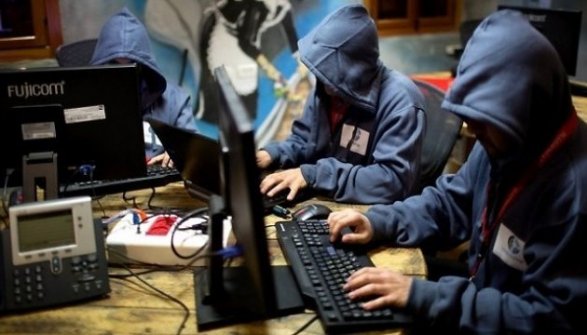 США предъявили обвинения семерым сотрудникам русского ГРУ в кибератаках