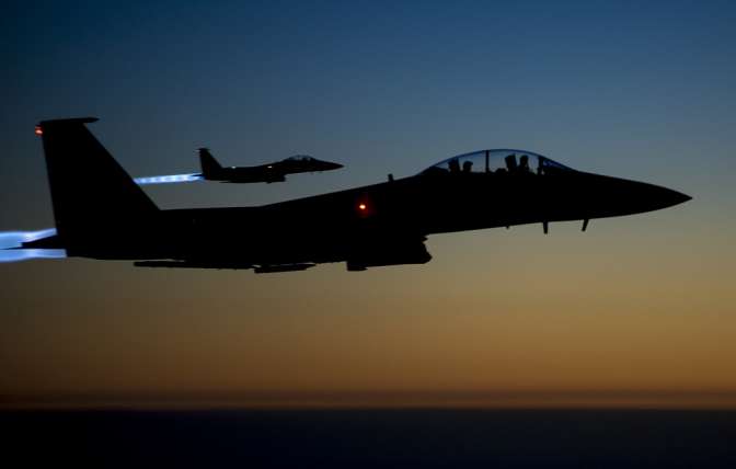 Коалиция во главе с США нанесла авиаудары в Дейр-эз-Зоре