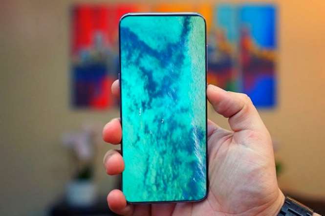 Появились фото и характеристики нового телефона Самсунг Galaxy S10