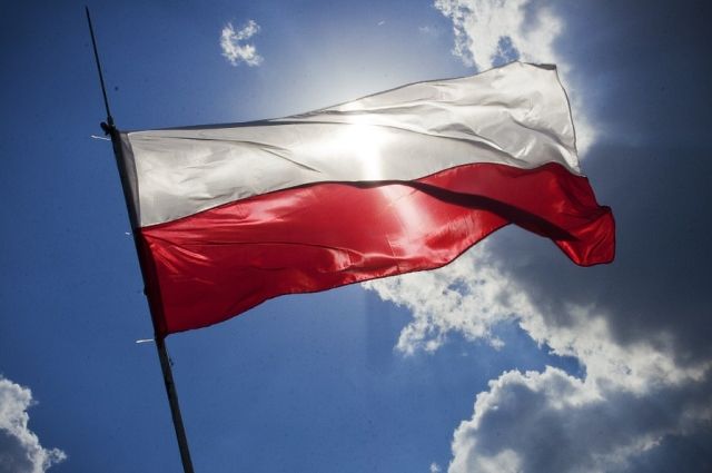 Российская Федерация и Германия хотят задушить Центральную Европу — экс-министр обороны Польши