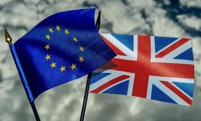 EC отвергнул ключевое предложение Мэй по Brexit