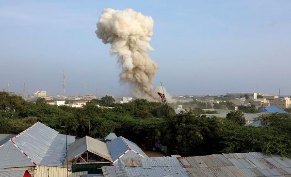 В итоге теракта в отеле Сомали погибли 17 человек